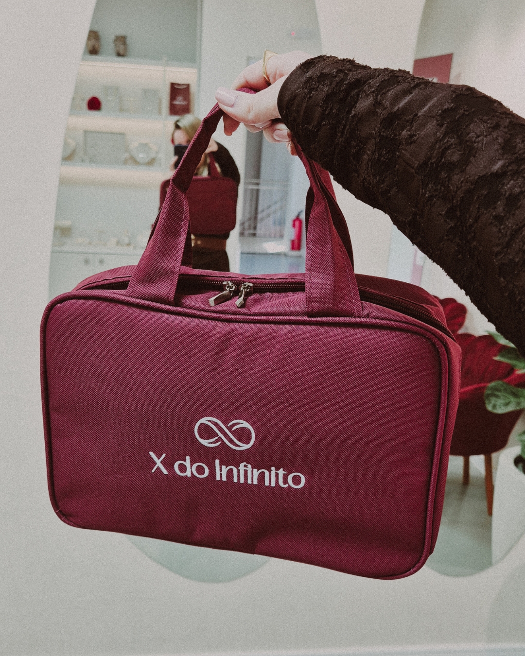 Maleta bordô X do Infinito